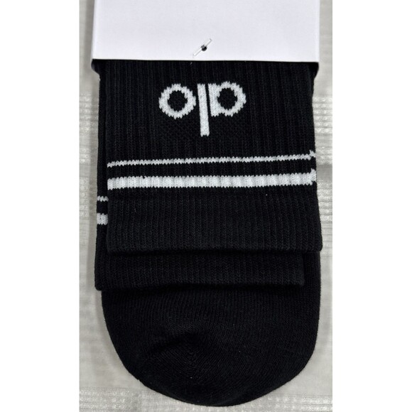3 Pair ALO Yoga Unisex Half-Crew Socks Black Size Medium NWT FREE SHIPPING - Picture 5 of 7